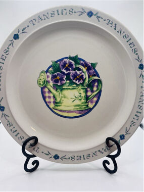 Gibson Garden Pansies Dinner Plate 10.5” Spring Summer Vintage Purple Pansy